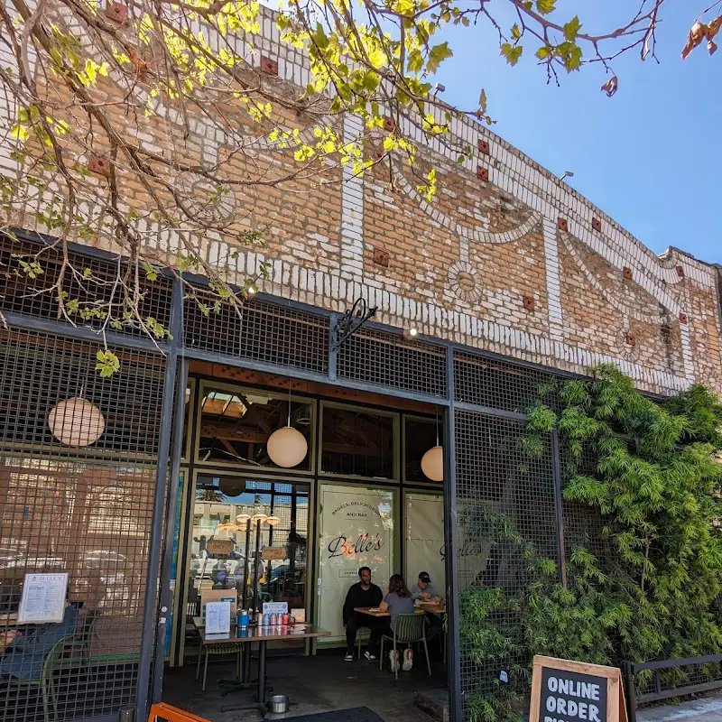 Belle's Delicatessen & Bar