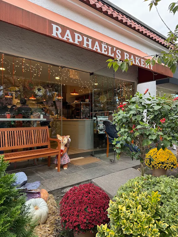 Raphael's Bakery