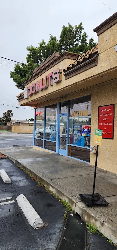 Royal Donuts
