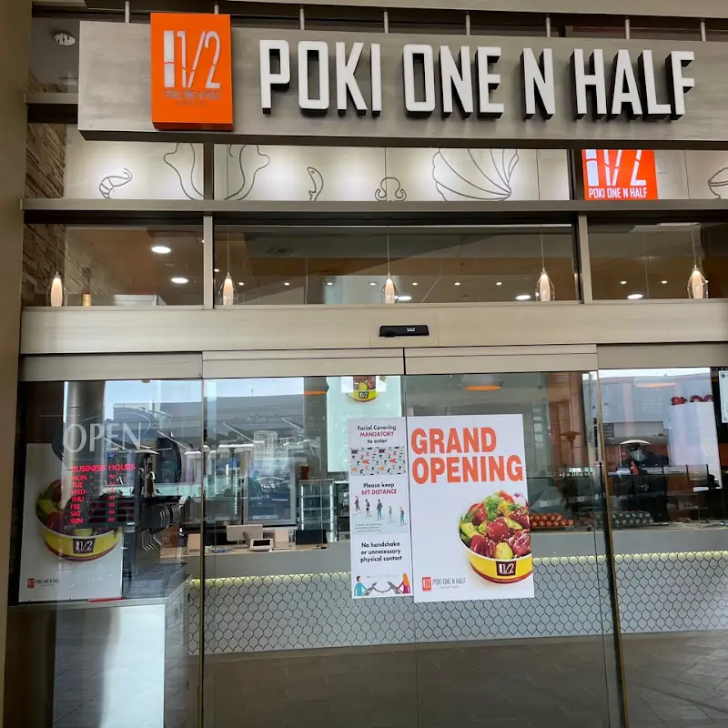 Poki One N Half Fashion Valley
