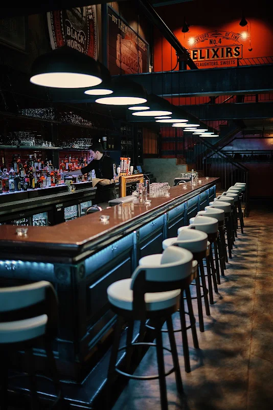 No. 4 Restaurant & Bar