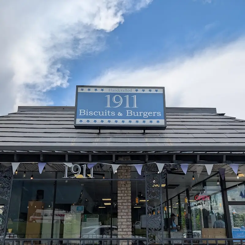 1911 Biscuits & Burgers
