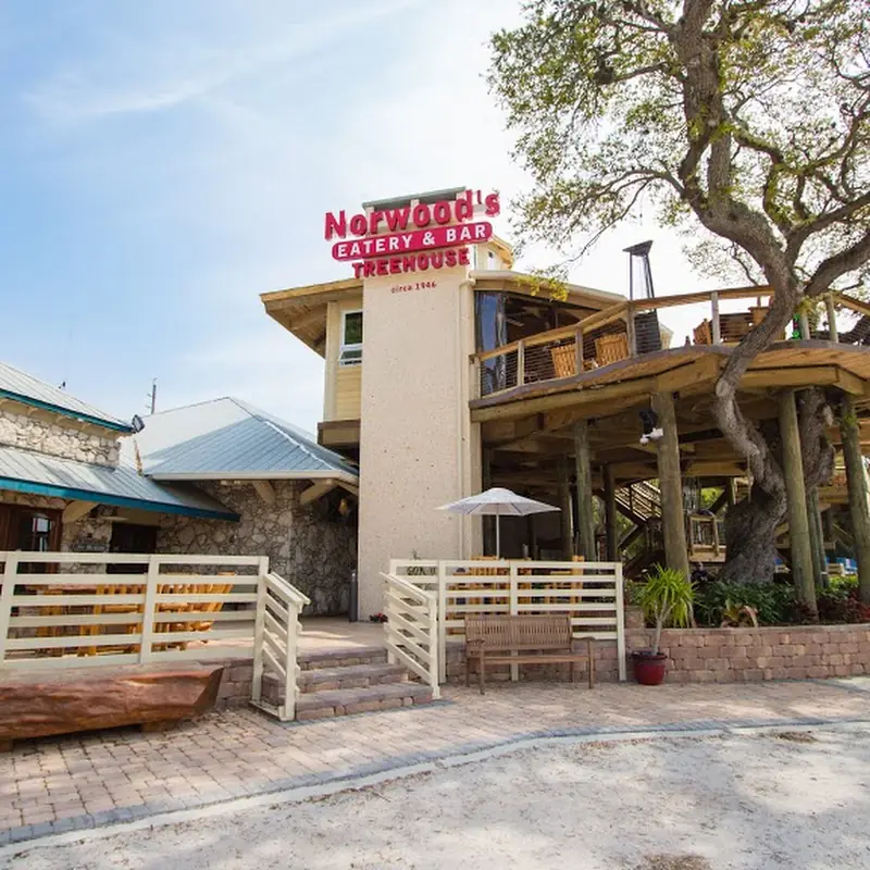 Norwood's Restaurant & Treehouse Bar