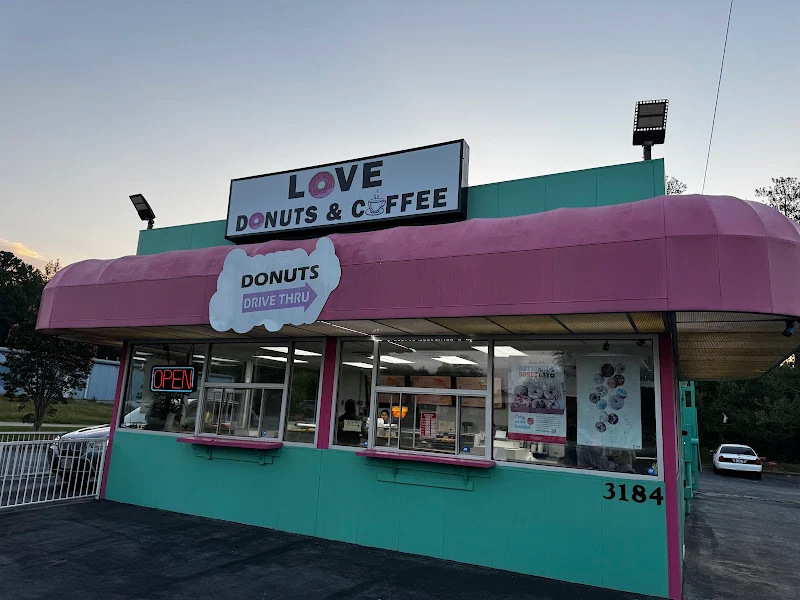 Love Donuts & Coffee