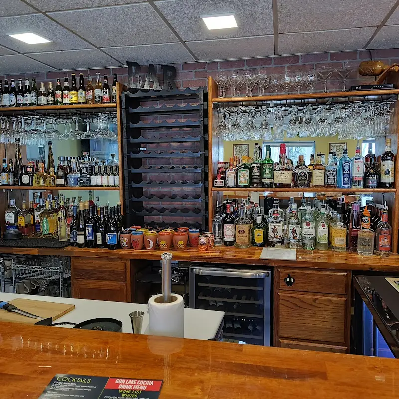 Gun Lake Cocina