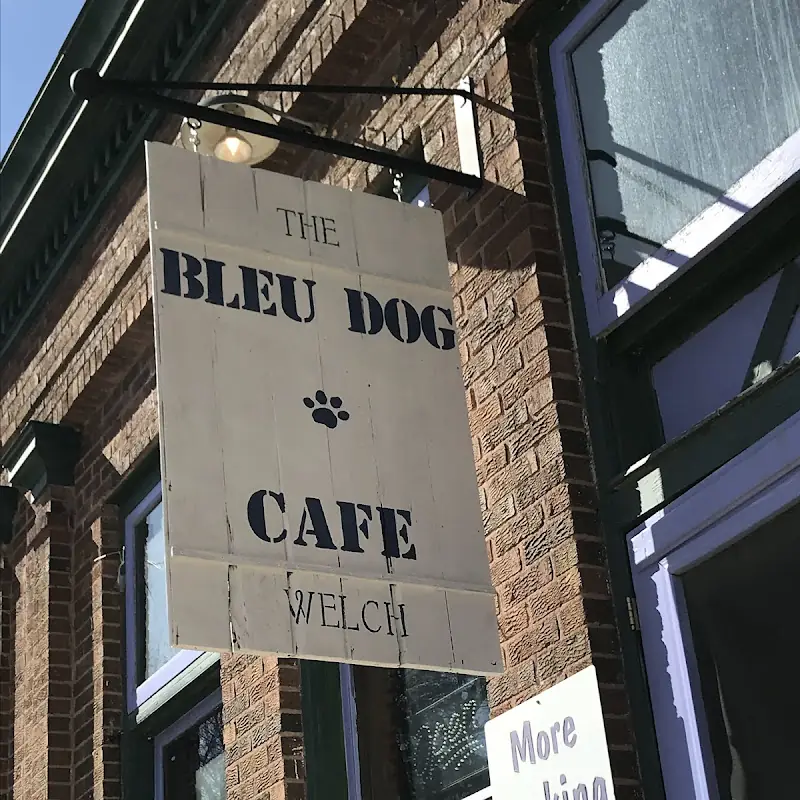 The Bleu Dog Cafe