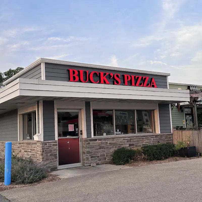 Buck's Pizza
