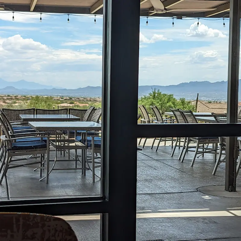 The Highlands Bar & Grille