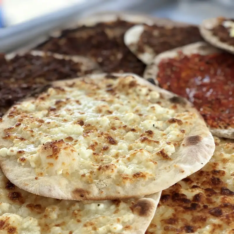 Hummus & Pita Bread حمص