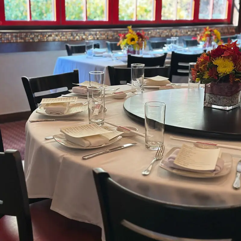 Jimmy Wan's Restaurant & Lounge