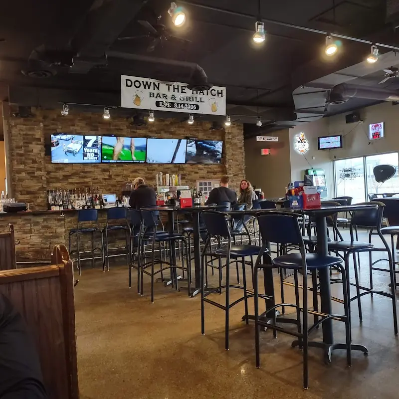 Down The Hatch Bar & Grill