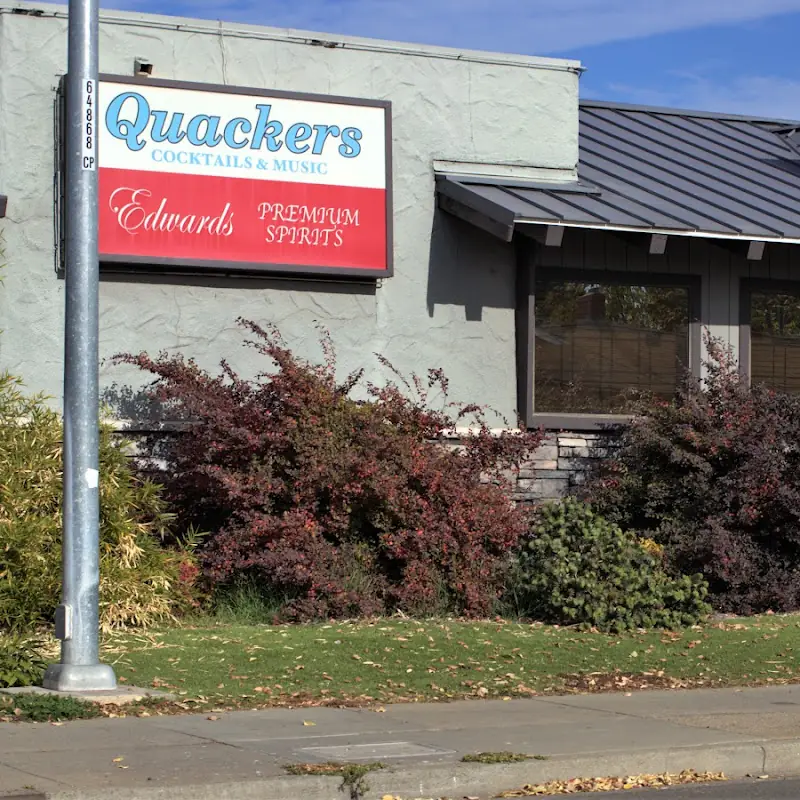Quackers Fire Grill and Bar