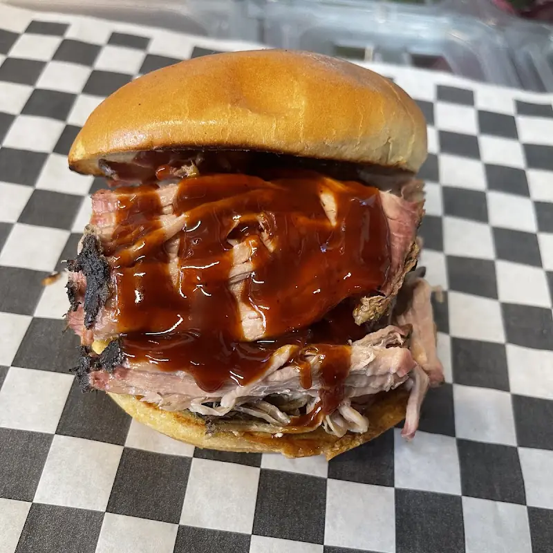 TÍO NACE GRILL BBQ