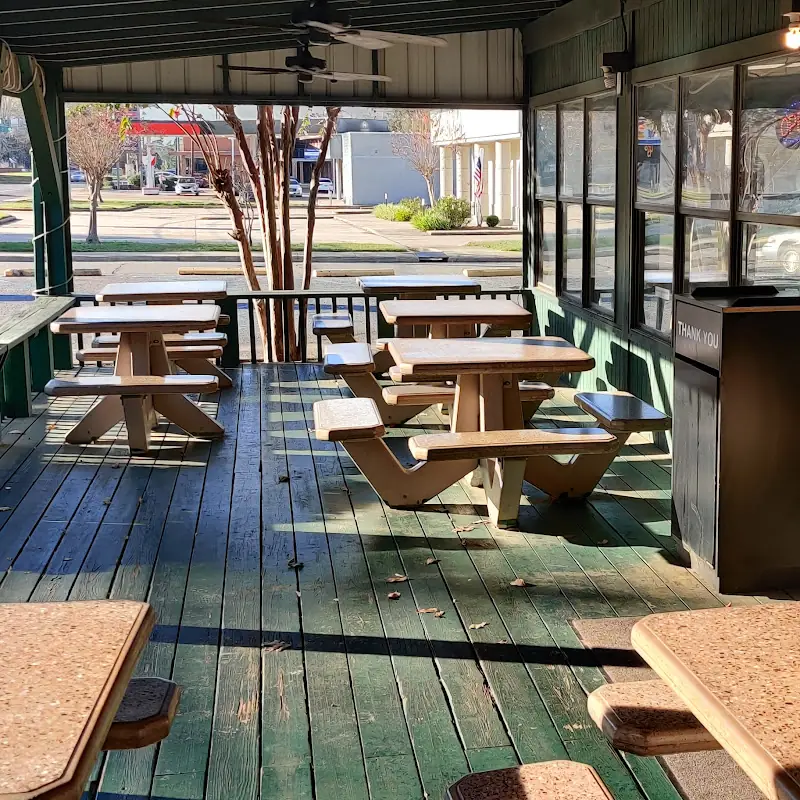 Magee's Patio Cafe