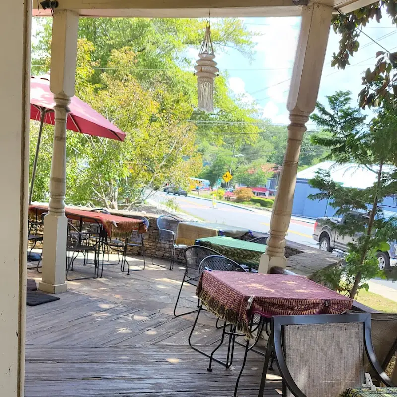 Thai Palace & Sushi Bar