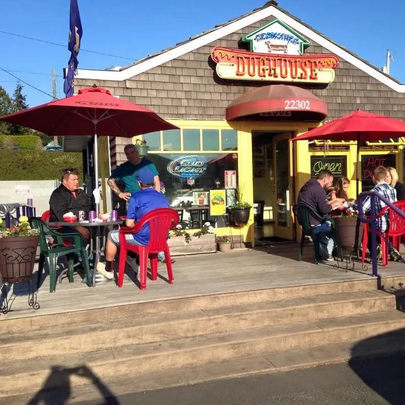 Des Moines DogHouse