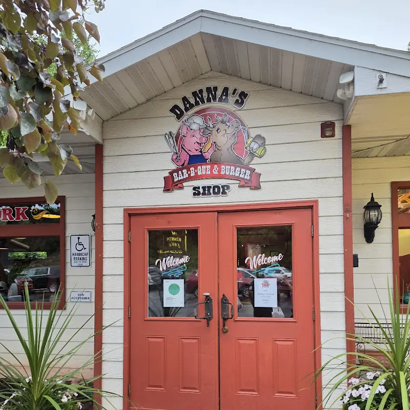 Danna's BBQ and Burger Shop