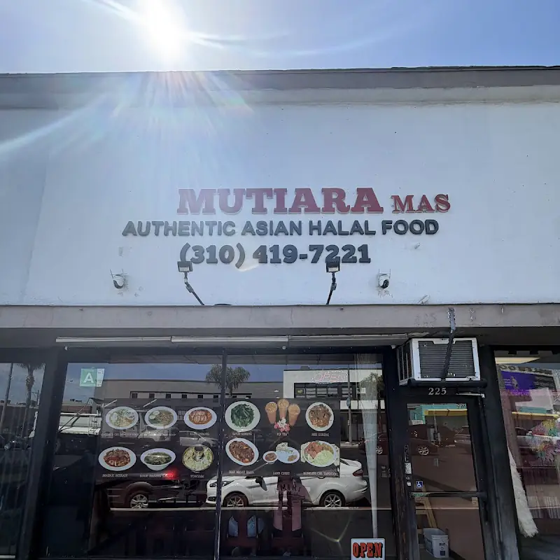 Mutiara Food & Market