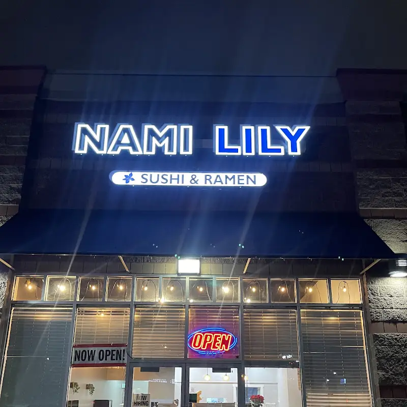 Nami Lily Sushi & Ramen