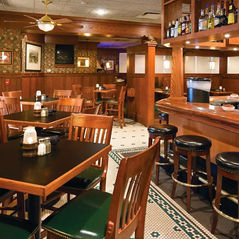 Dakota Kitchen & Lounge