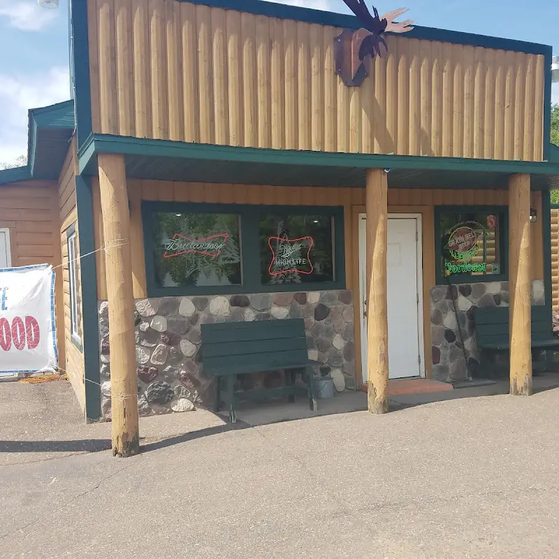 Moose Junction Lounge