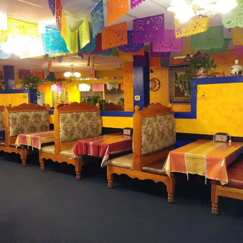 El Mezcal Bar and Grill