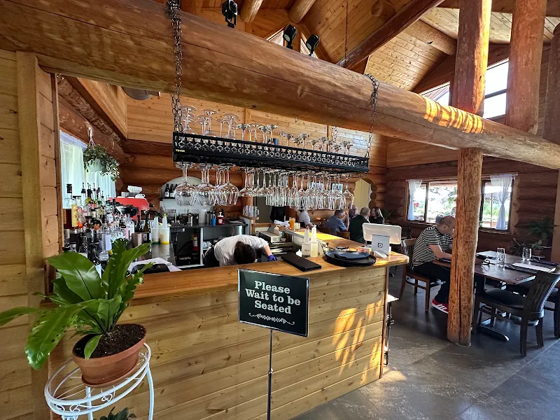 Sunflower Lodge