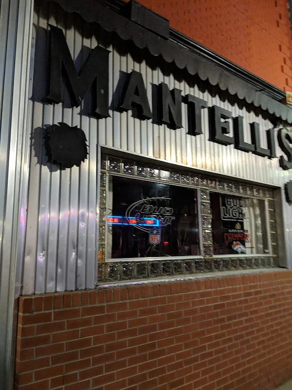 Mantelli's Bar