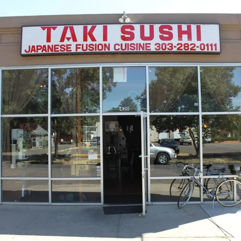 Black Pepper Tuna Sushi