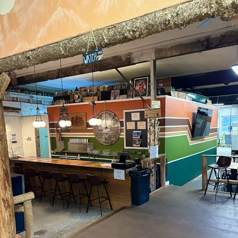 Limberlost Brewpub and Pizzeria