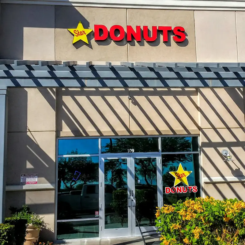 Star Donuts