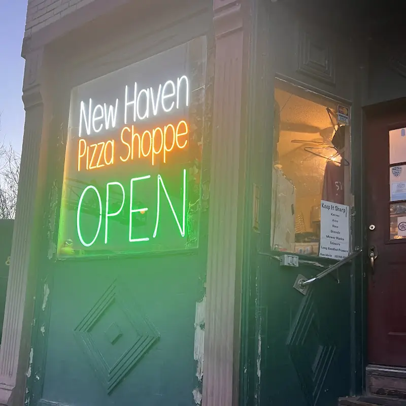 New Haven's Pizza Shoppe
