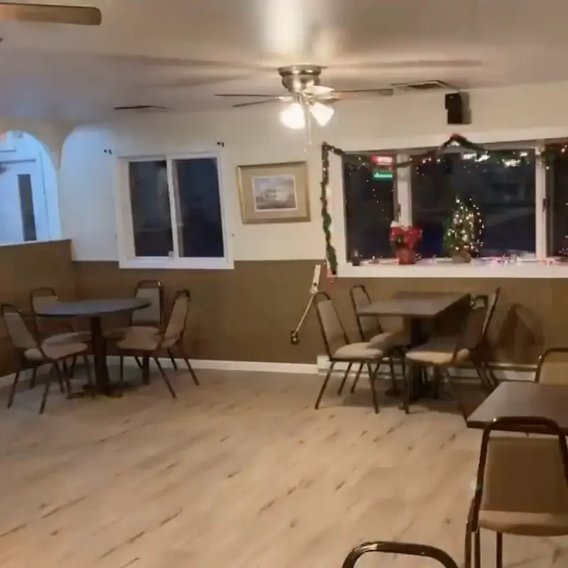 Salinas Restaurant and Pizza