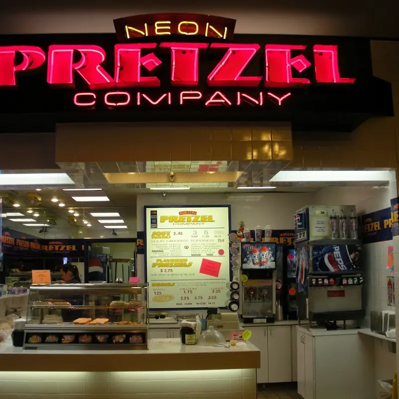 Neon Pretzel