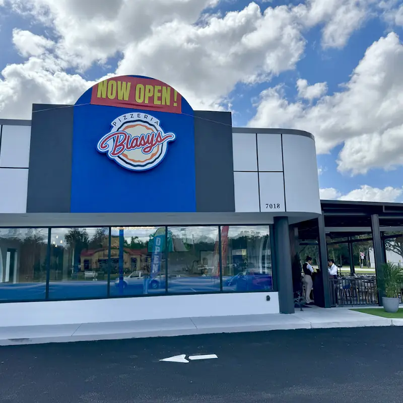 Blasys Pizzeria & Bar
