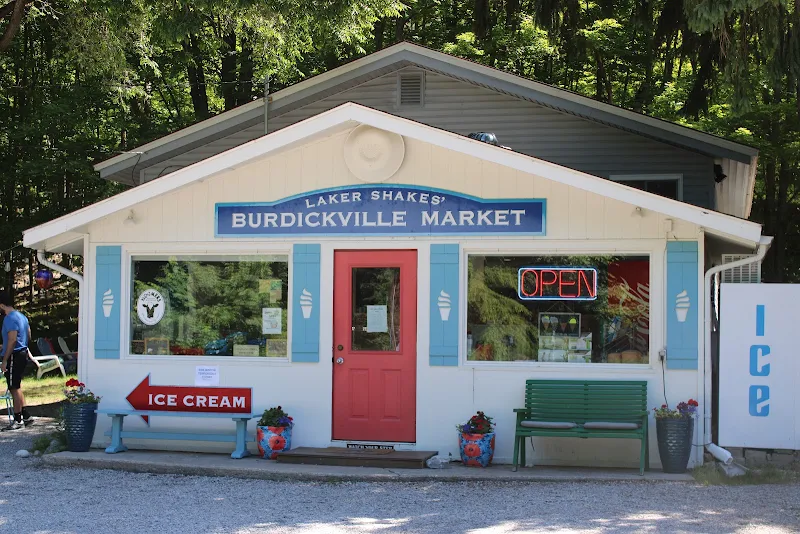 Laker Shakes Burdickville Market