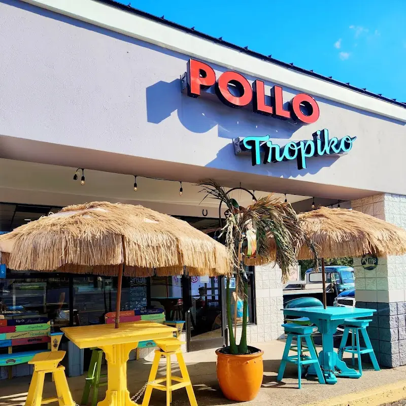 Pollo Tropiko
