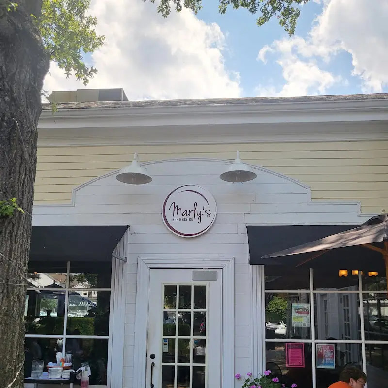 Marly's