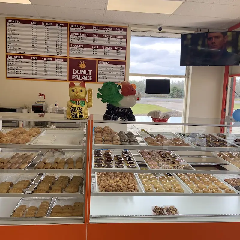 Donut palace
