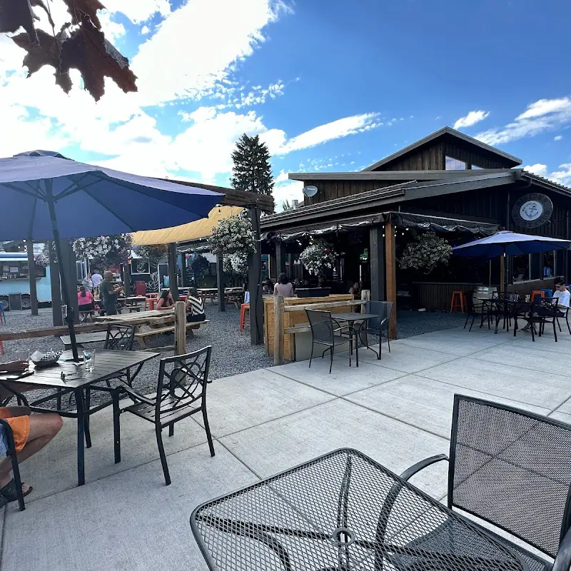 Midtown Yacht Club