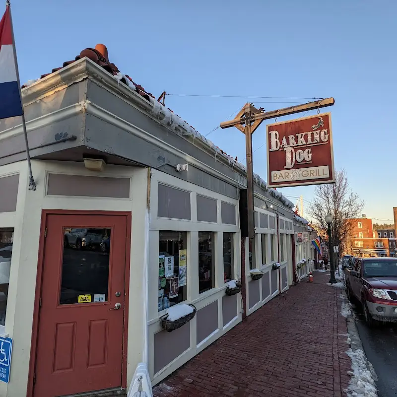 Barking Dog Bar & Grill