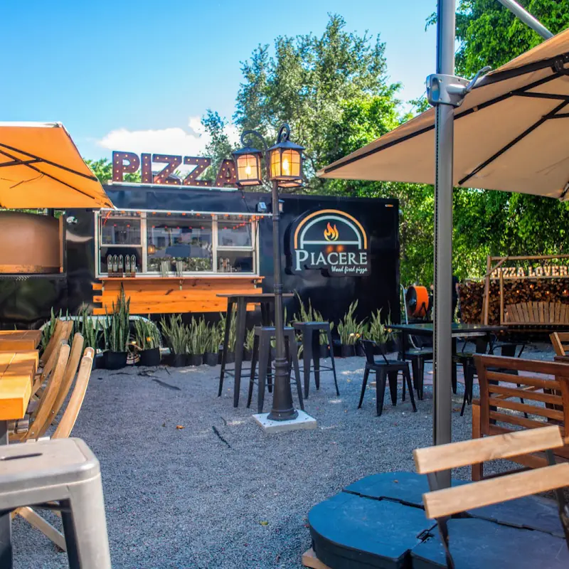 Piacere Wood Fired Pizza