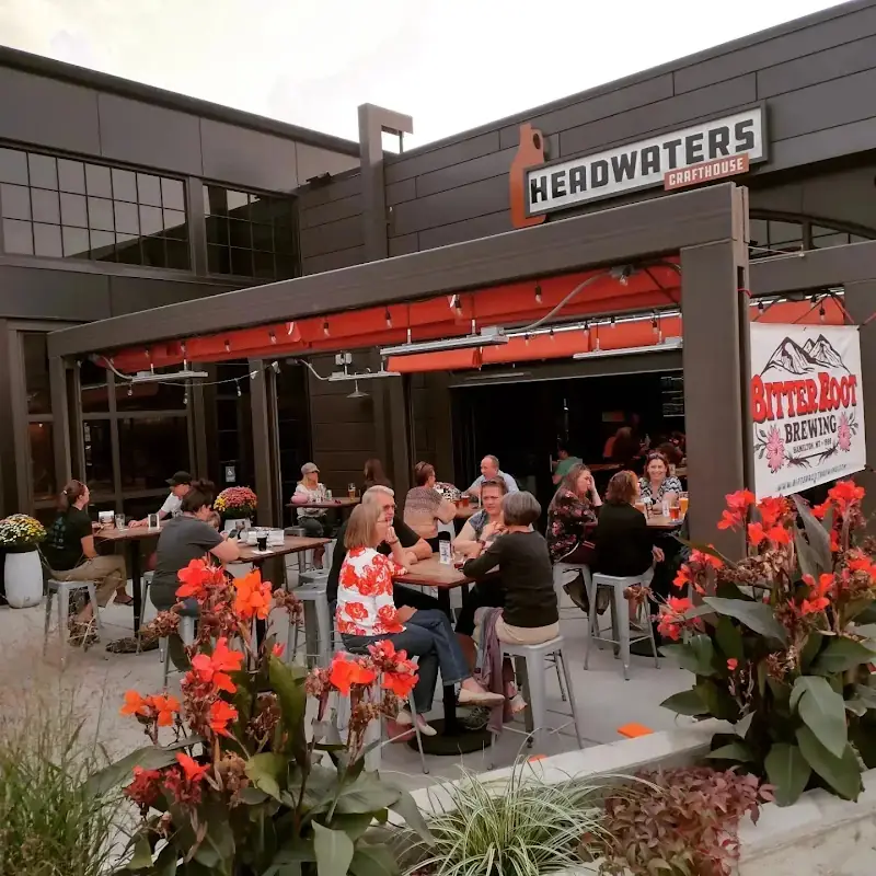 Headwaters Crafthouse