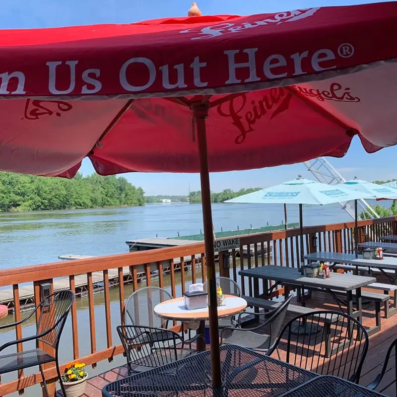 Kuchie's on the Water