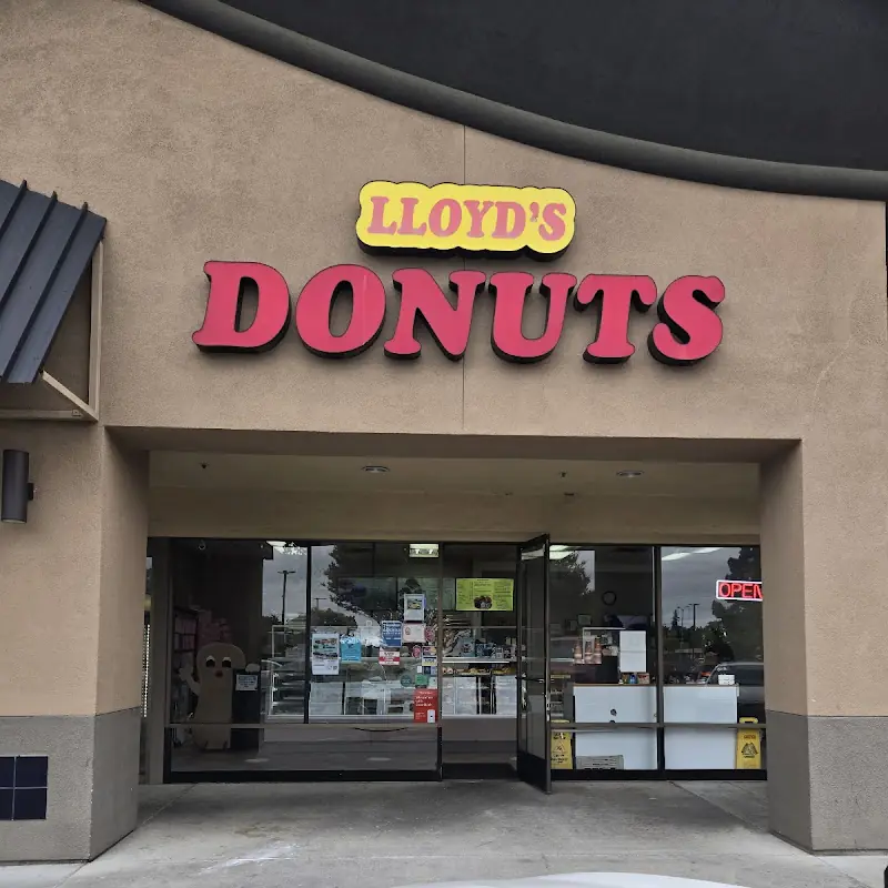 Lloyd's Donut Kitchen