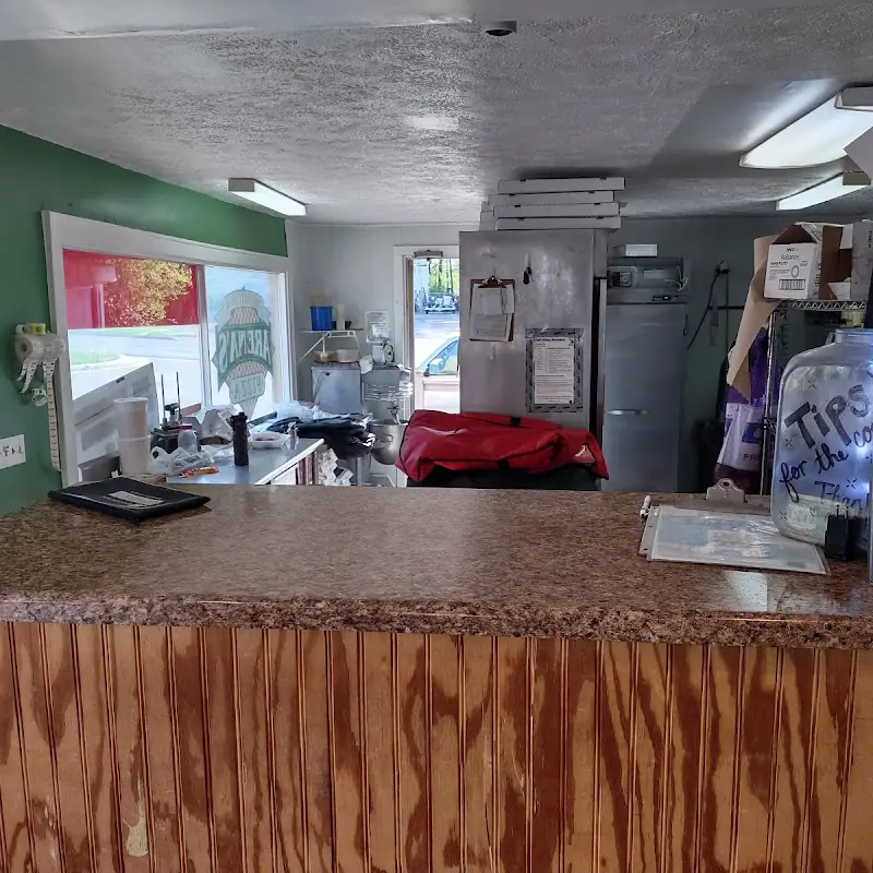 Arena's Pizza Bostwick Lake
