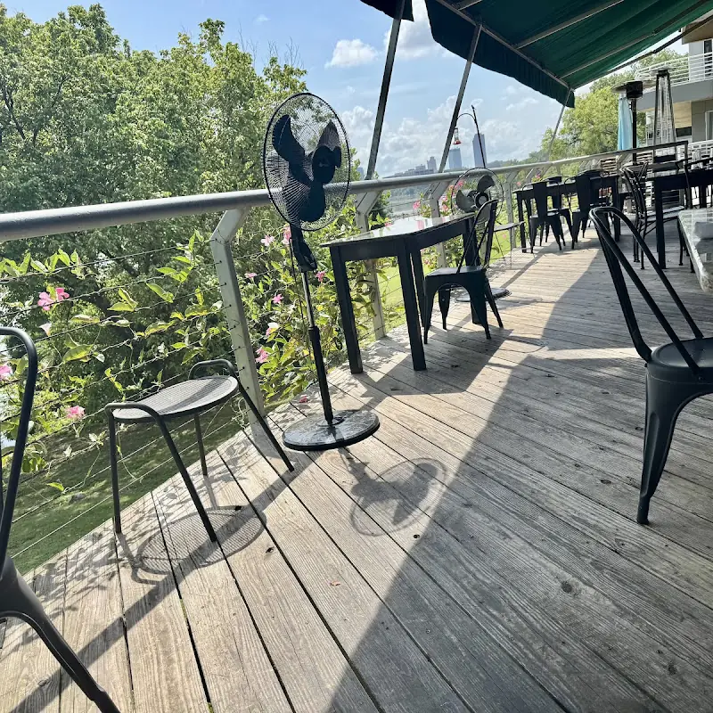 Brave New Restaurant