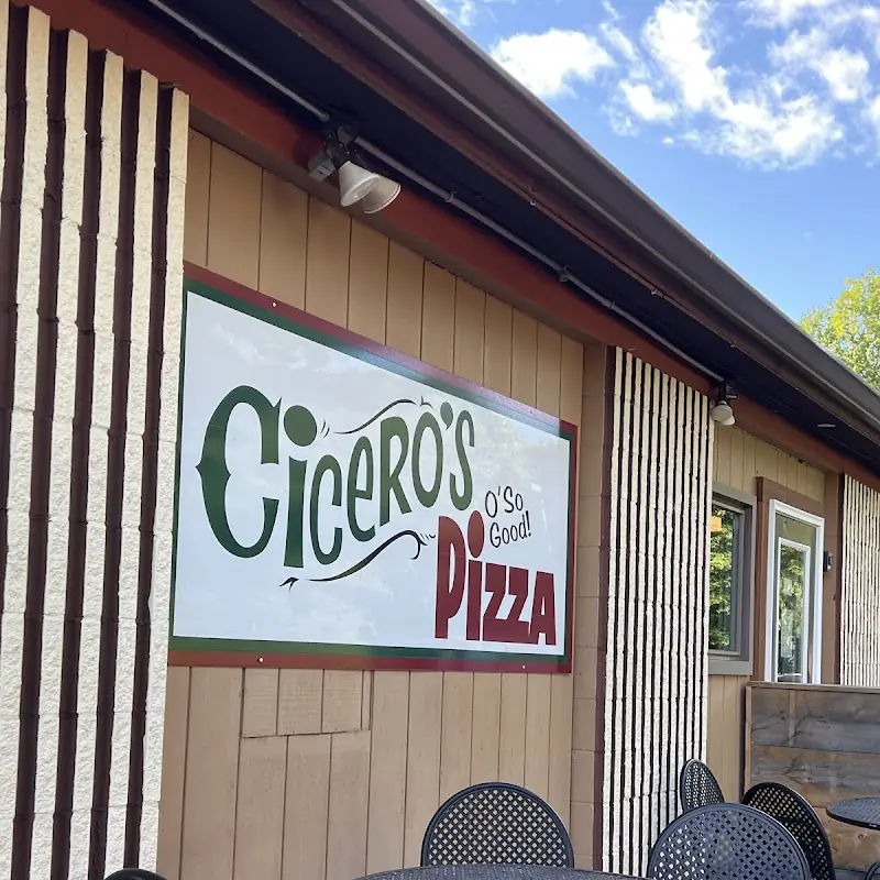 Ciceros Pizza