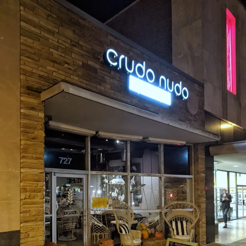 crudo nudo