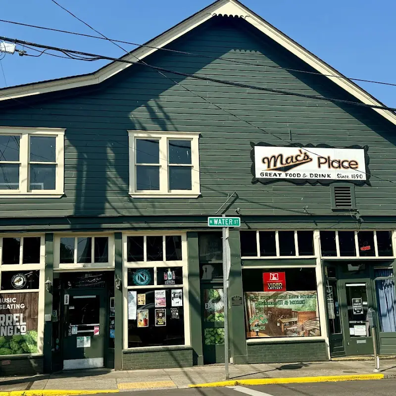 Mac's Place